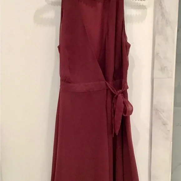 🔴WINE WRAP DRESS BY FOREVER 21 EXCLUSIVE🔴🔴 - Picture 11 of 12